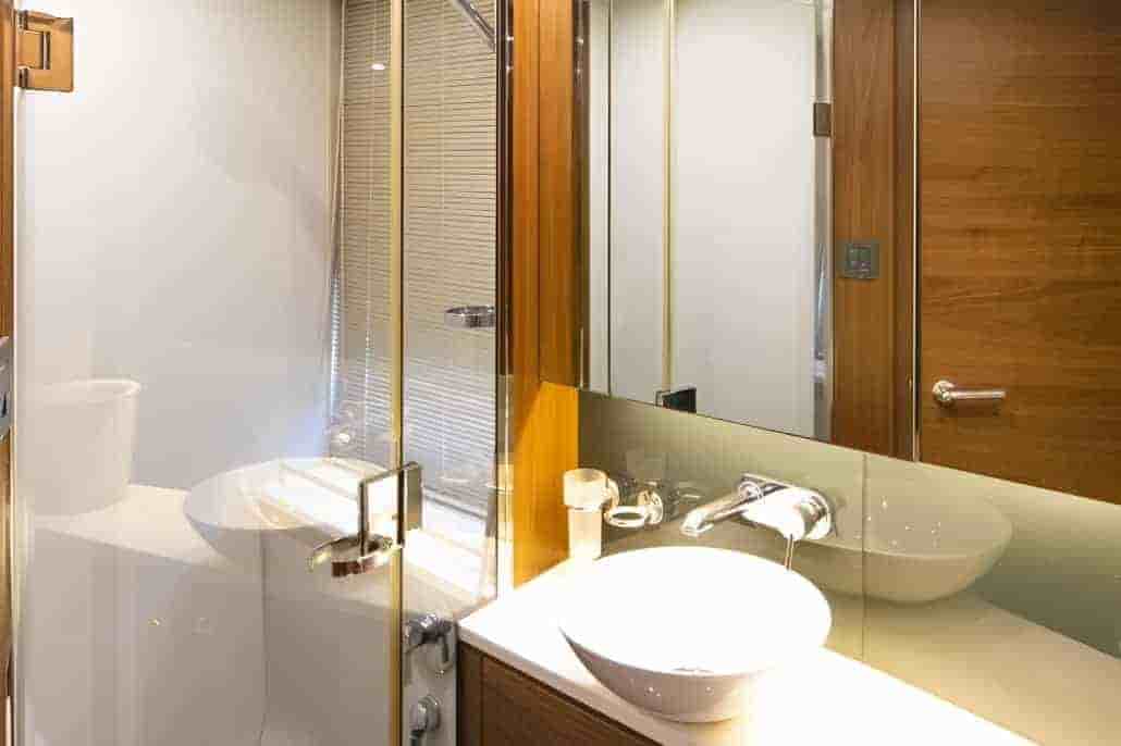 Princess Yachts Princess 52 Flybridge 2013 - View 12