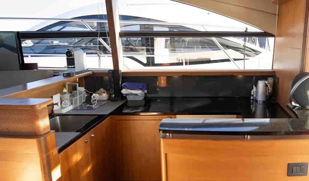 Princess Yachts Princess 52 Flybridge 2013 - View 8