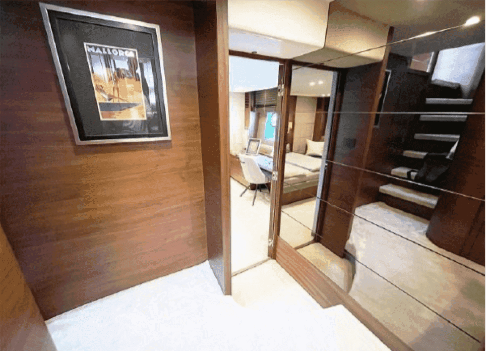 Princess Yachts Princess 82 (2014) - View 10