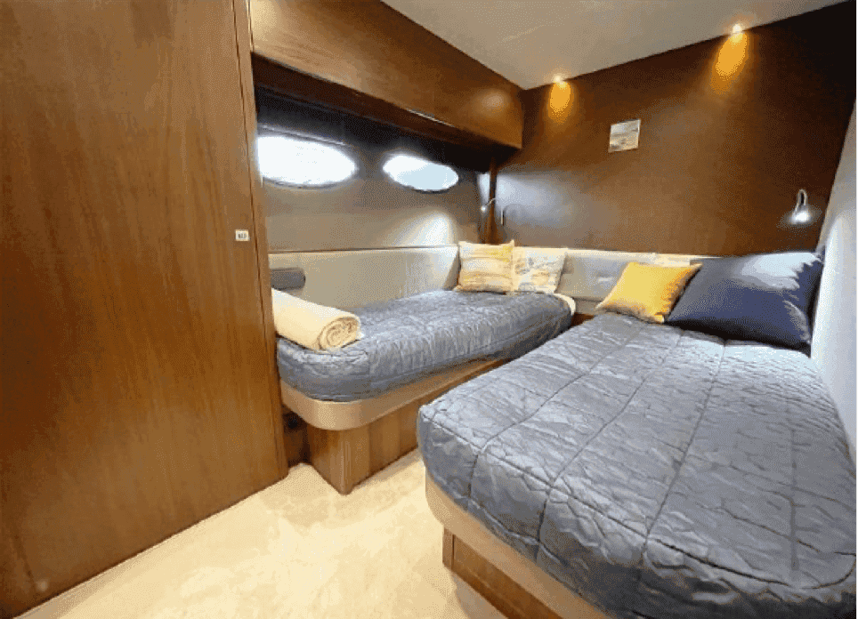 Princess Yachts Princess 82 (2014) - View 12