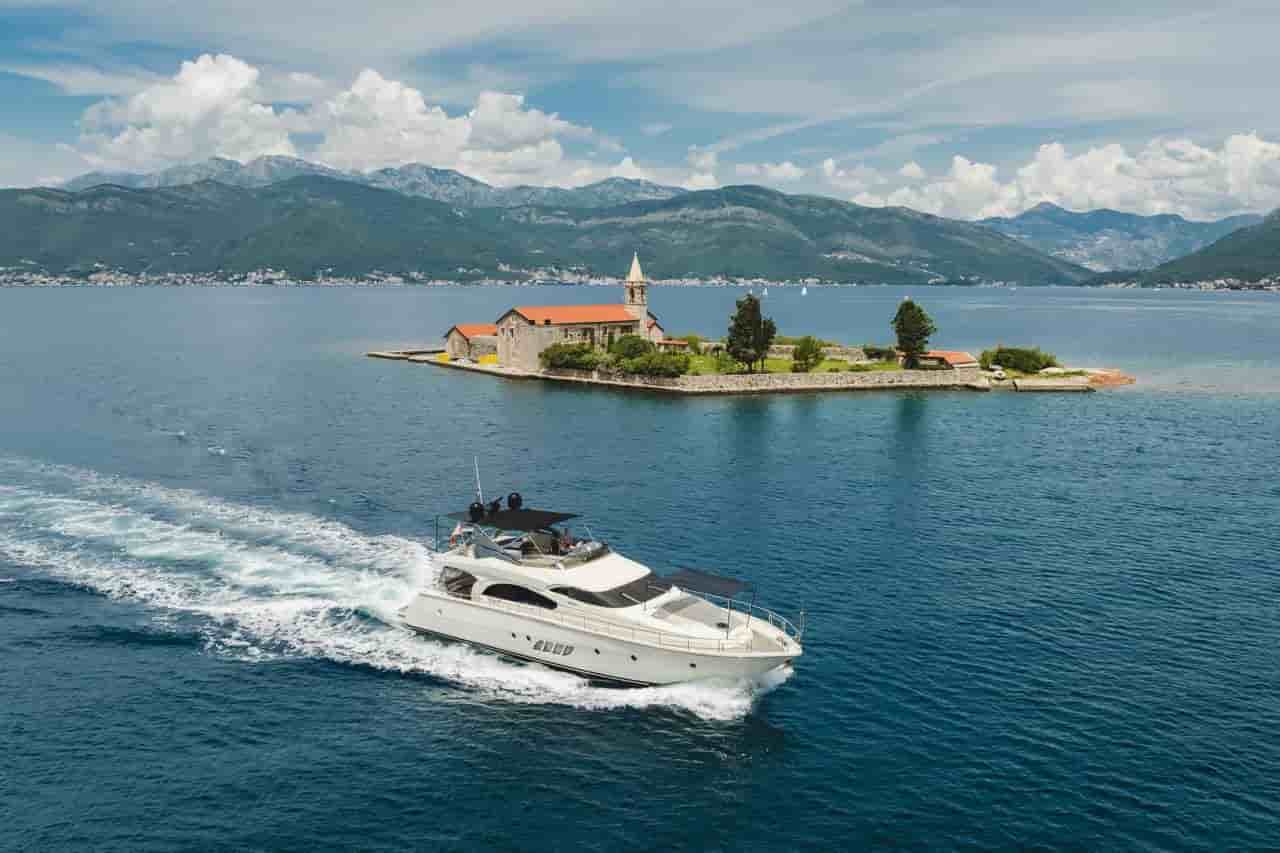 Dominator Dominator 680 S (2010) - View 2