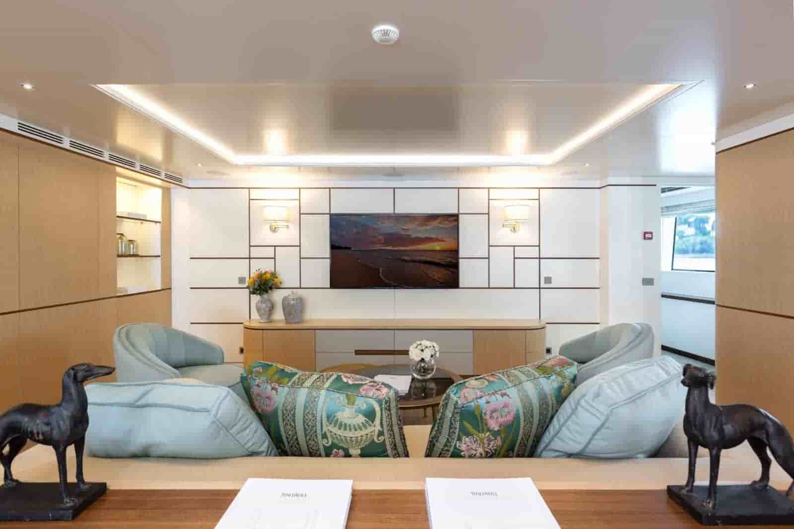 VERSILCRAFT Navetta displacement 42 M - View 19