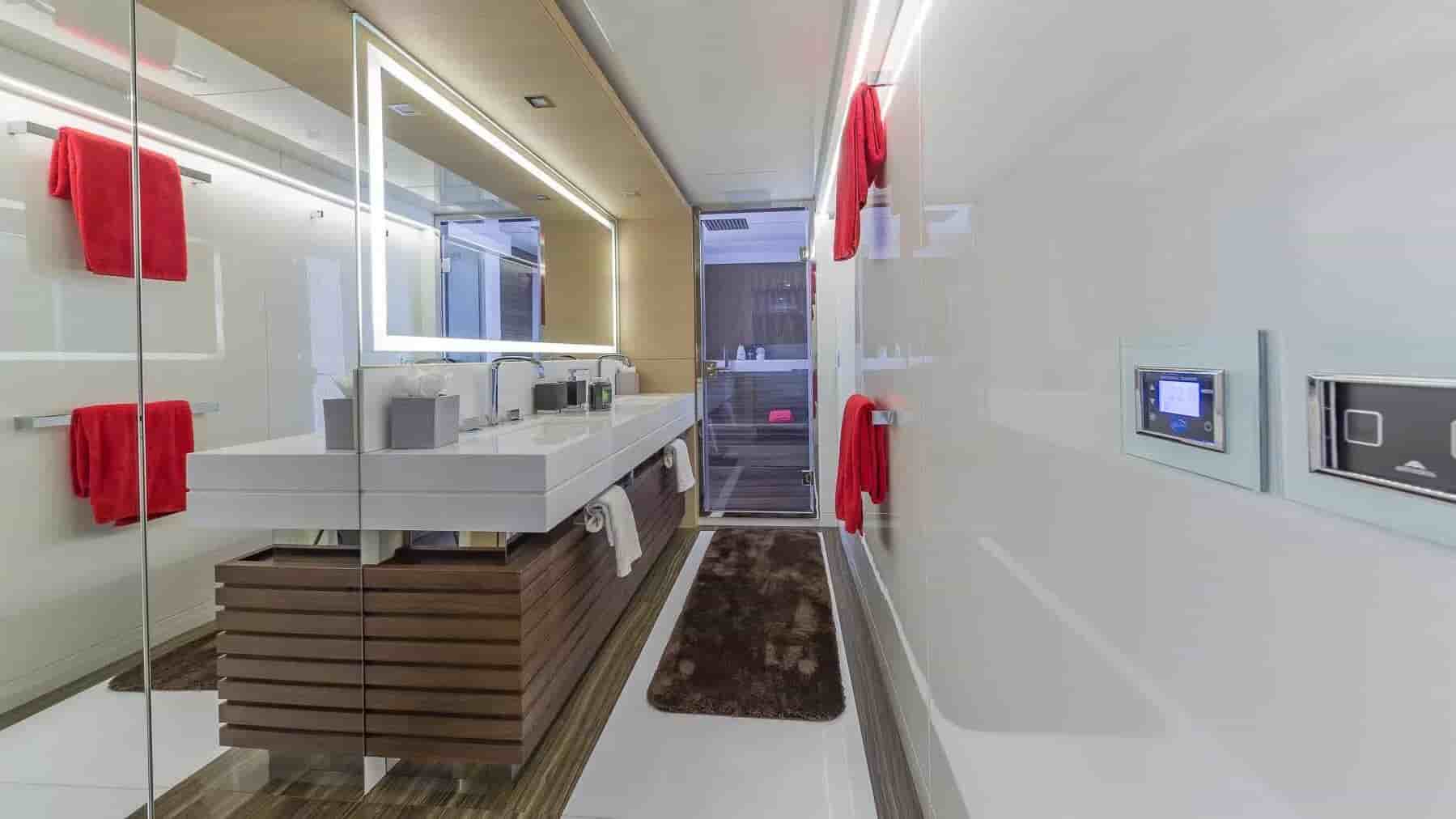 Astondoa 110 Century - View 39