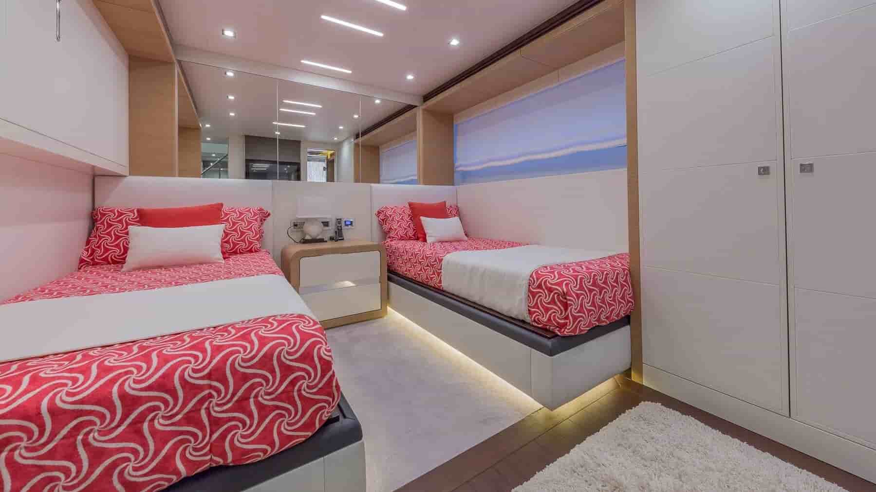 Astondoa 110 Century - View 45