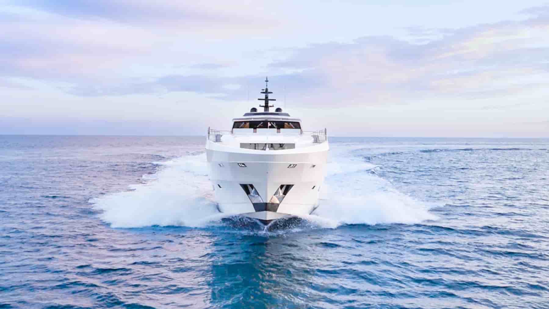 Astondoa 110 Century - View 6