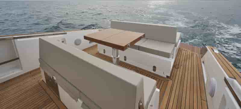 Astondoa 377 Coupe - View 7