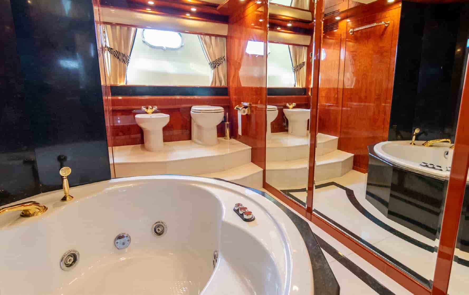 Astondoa 95 GLX - View 11