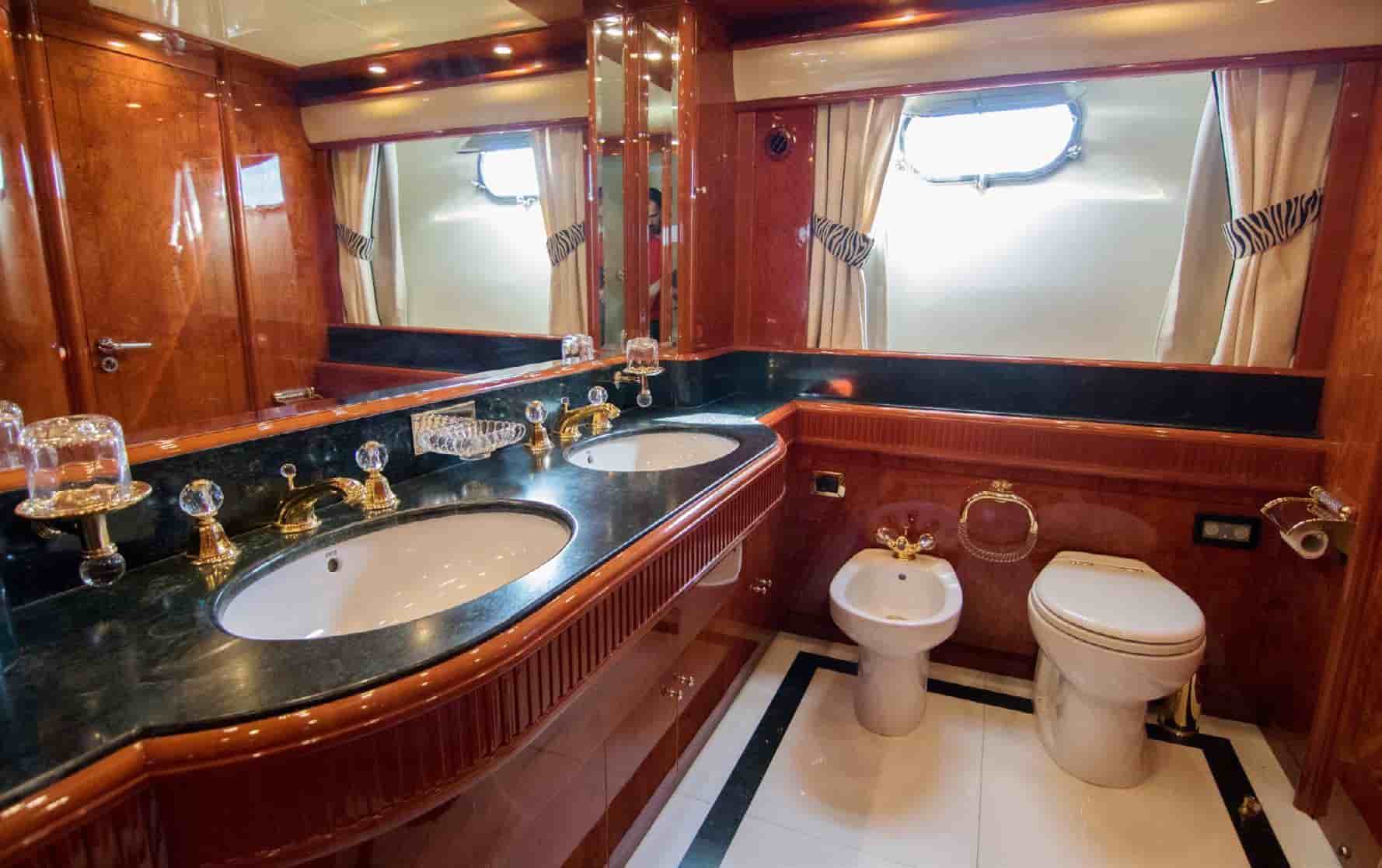 Astondoa 95 GLX - View 13