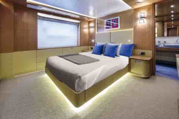 Benetti Classic Supreme 132 - View 4