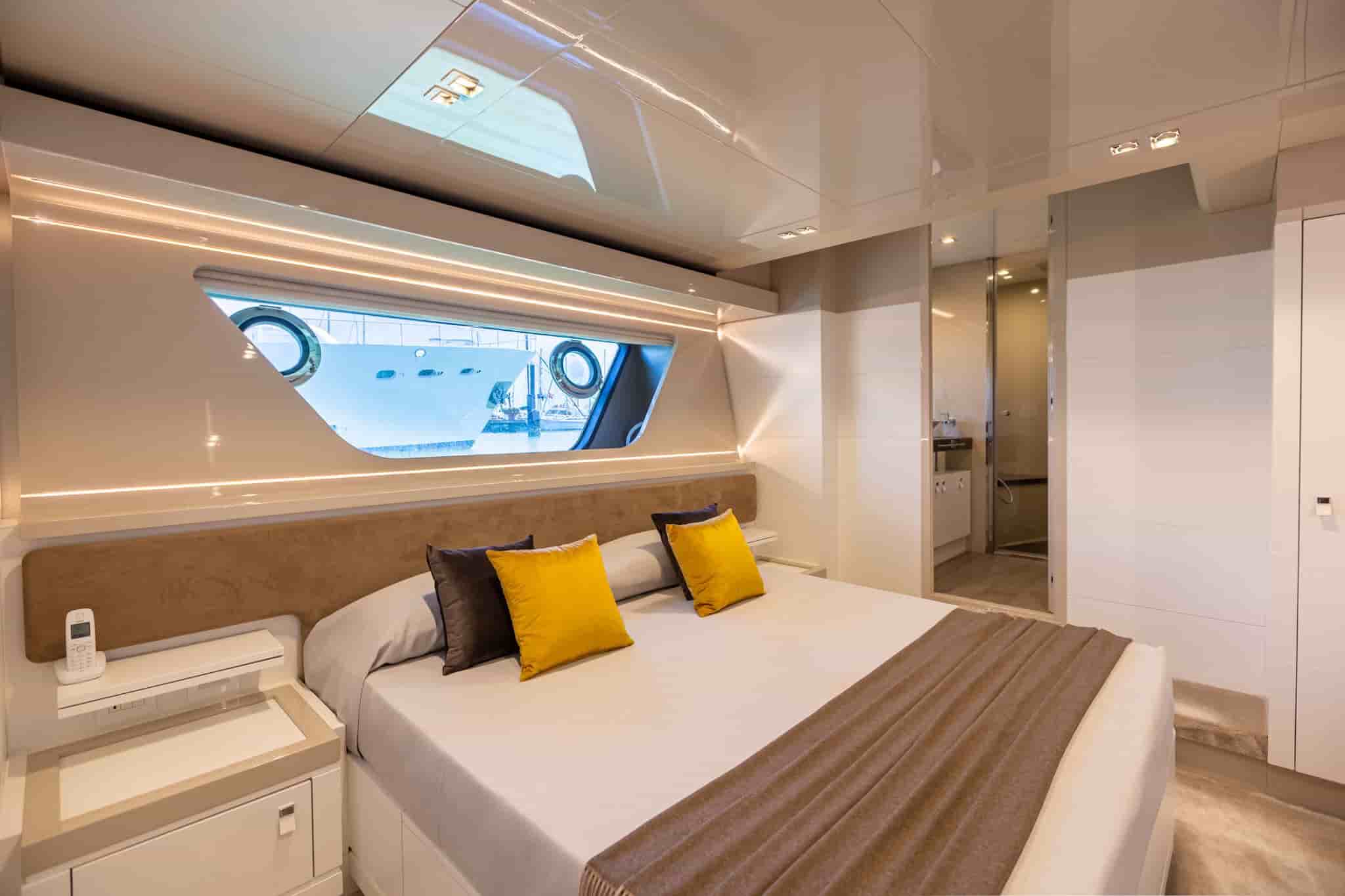 Ferretti Custom Line Navetta 28 - View 25