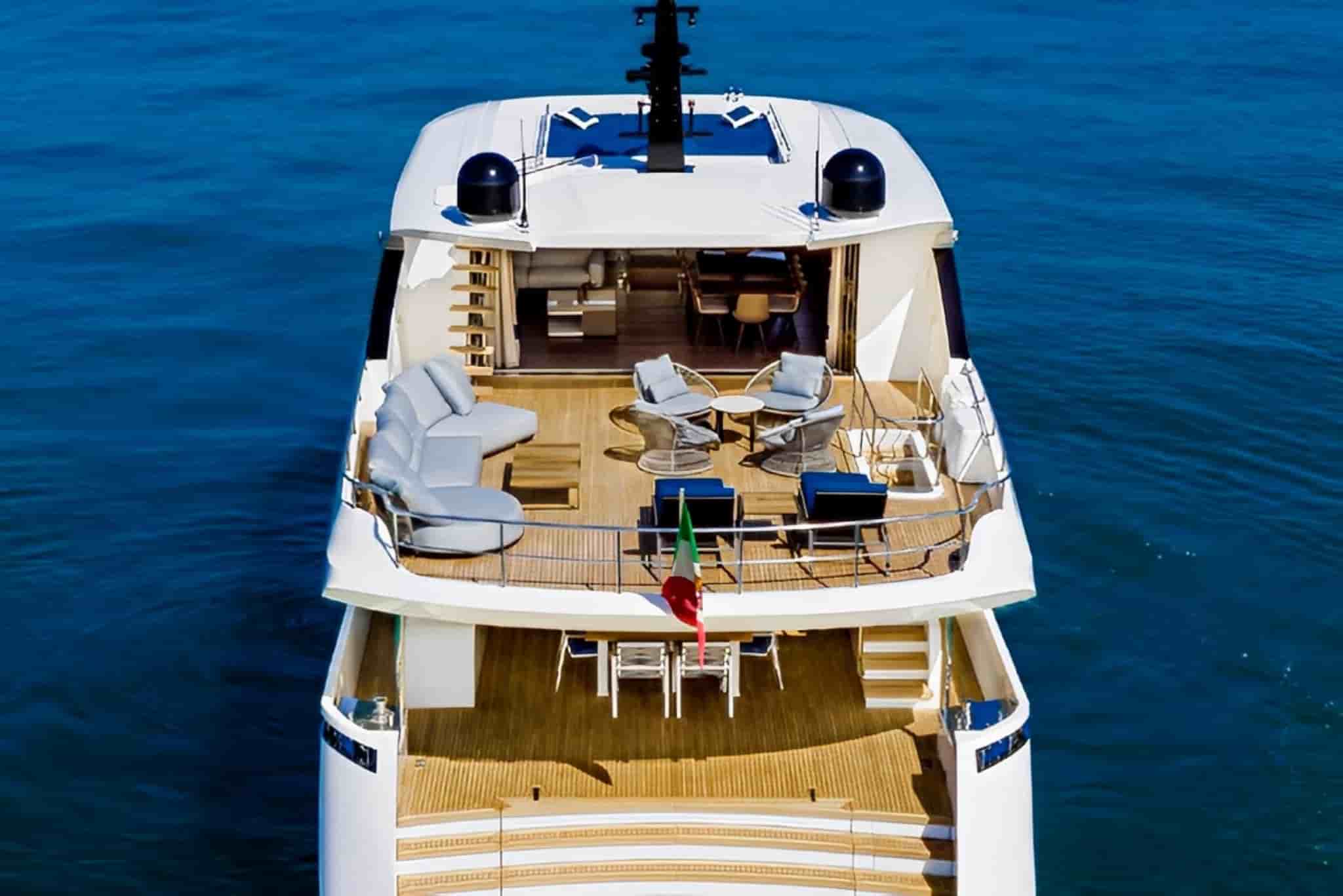 Maiora 30 Convertible - View 16
