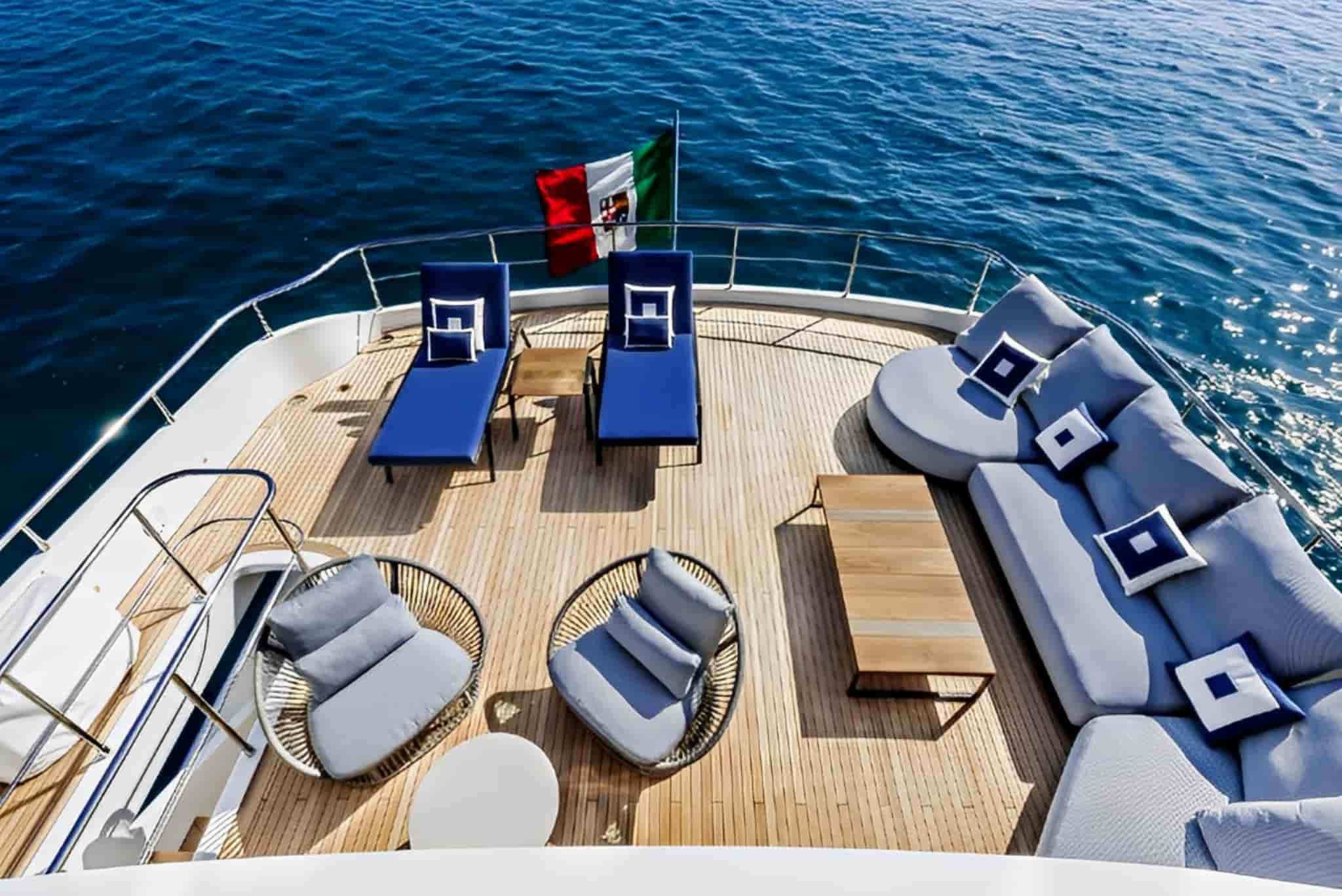 Maiora 30 Convertible - View 18