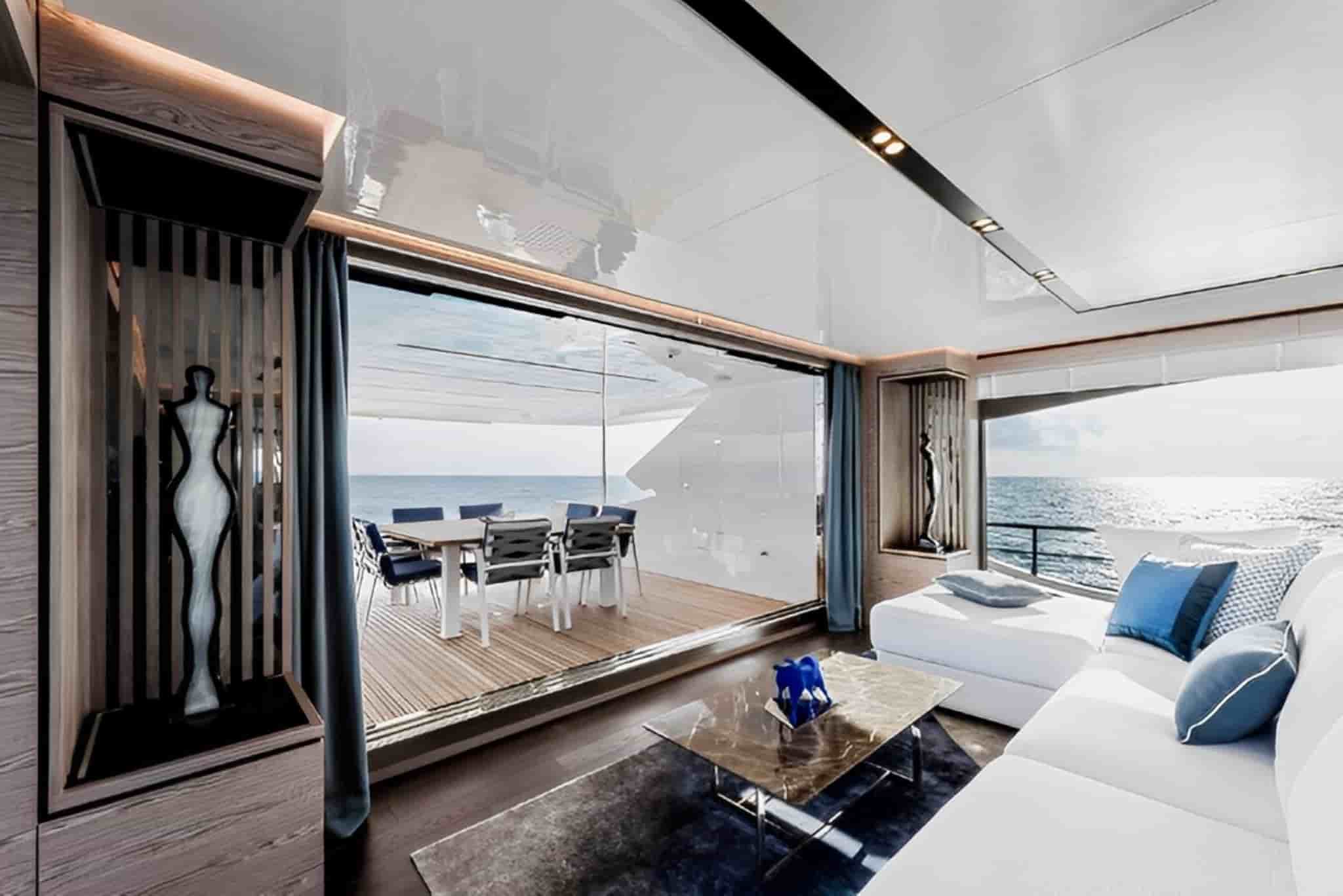 Maiora 30 Convertible - View 38