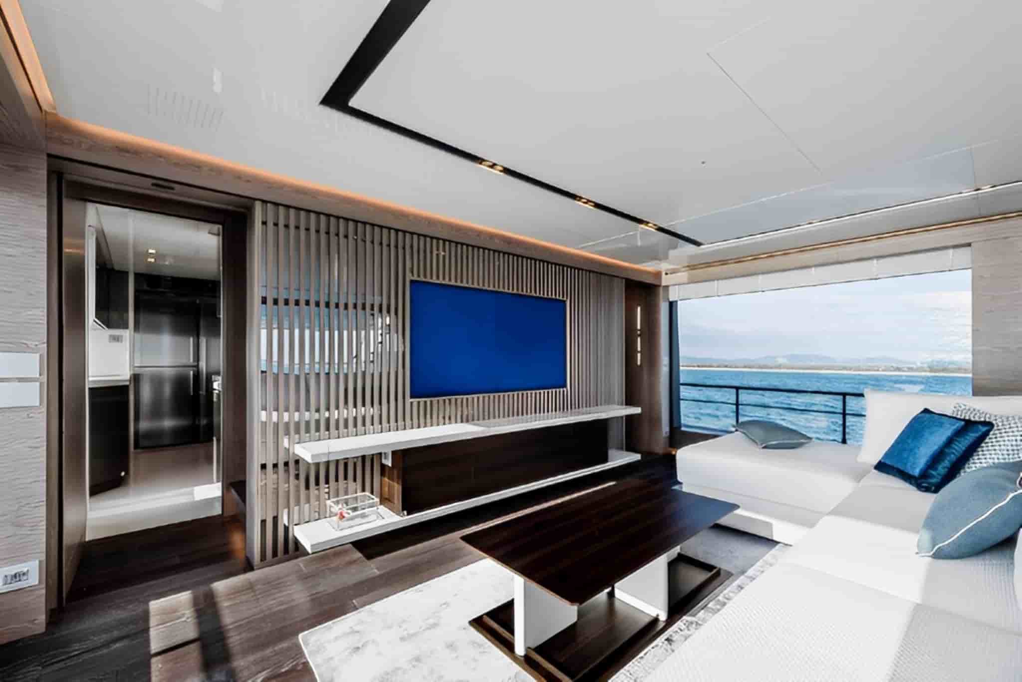 Maiora 30 Convertible - View 40