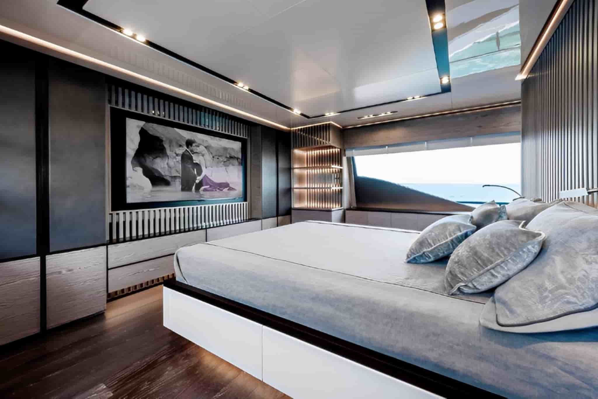 Maiora 30 Convertible - View 45