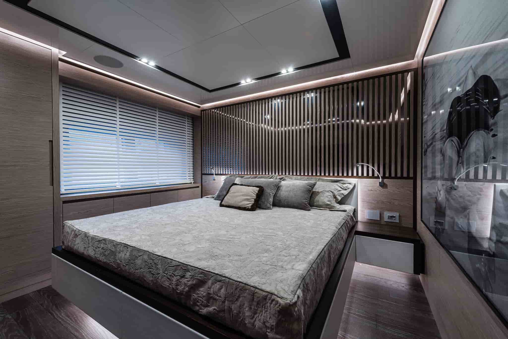 Maiora 30 Convertible - View 50