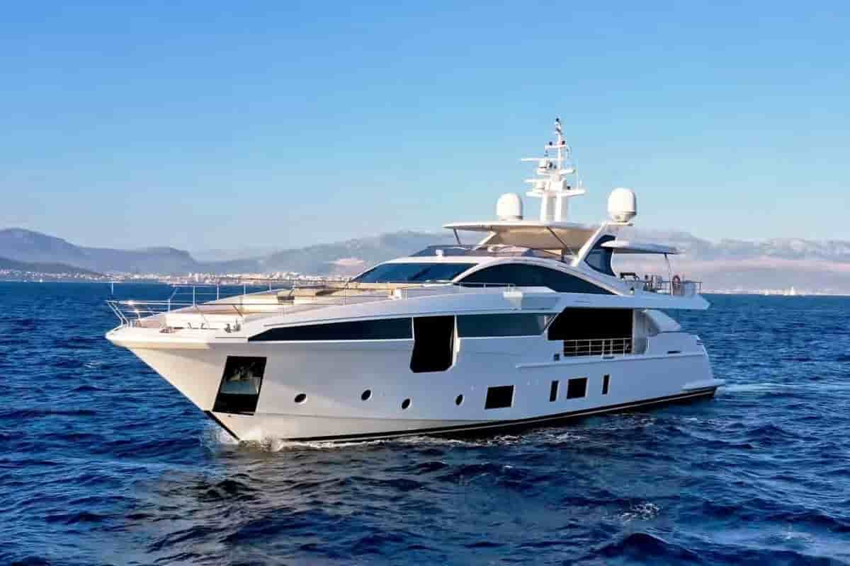 Azimut Grande 35 Metri - View 11