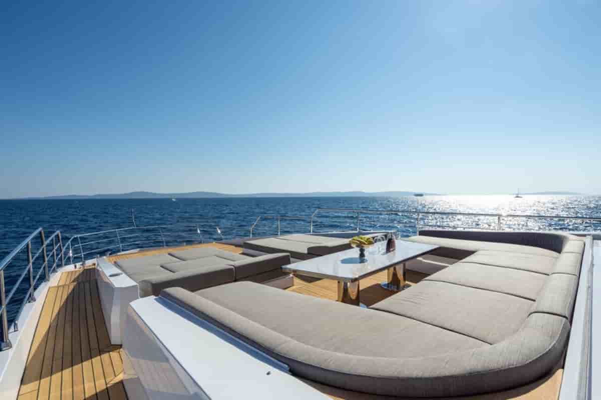 Azimut Grande 35 Metri - View 18