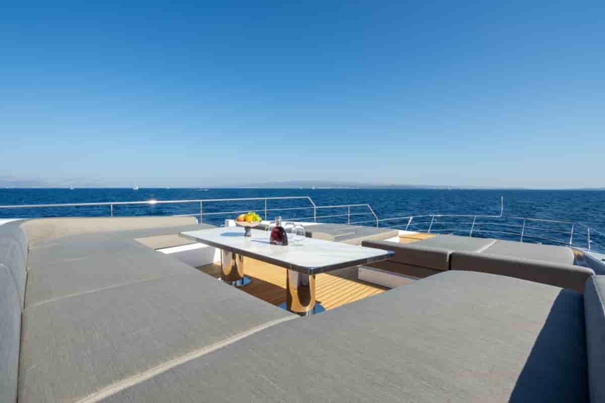 Azimut Grande 35 Metri - View 21