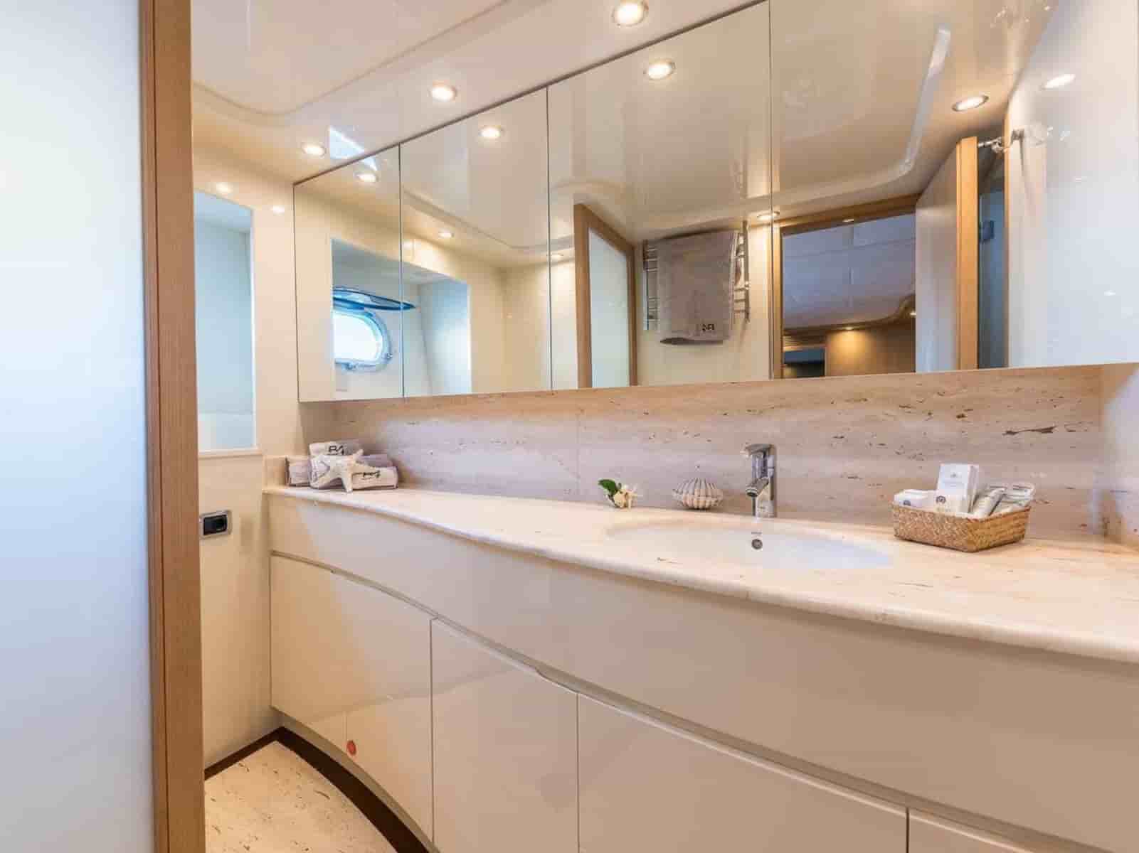 Astondoa 102 GLX - View 64