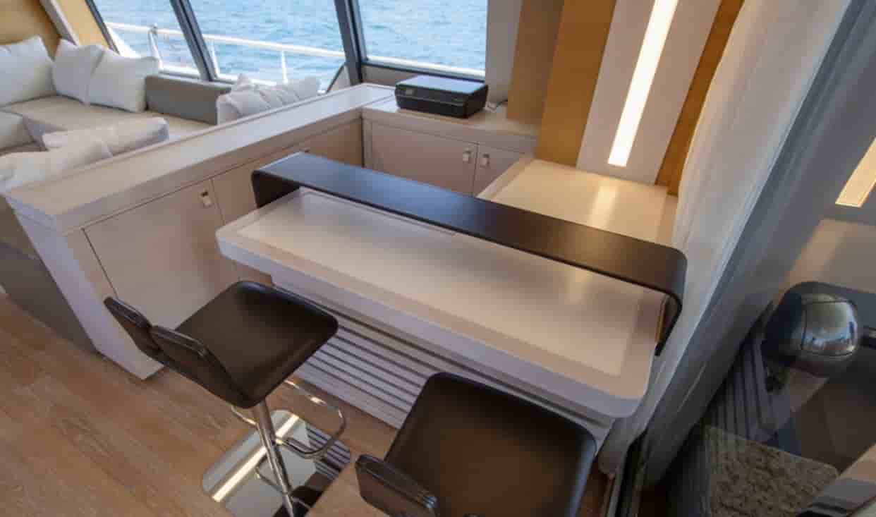 Custom Line Navetta 28 - View 15