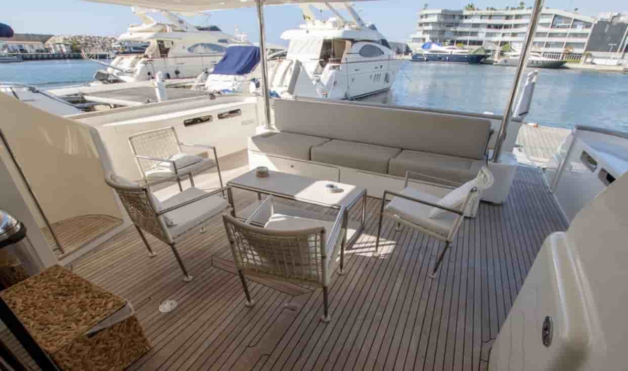Custom Line Navetta 28 - View 27