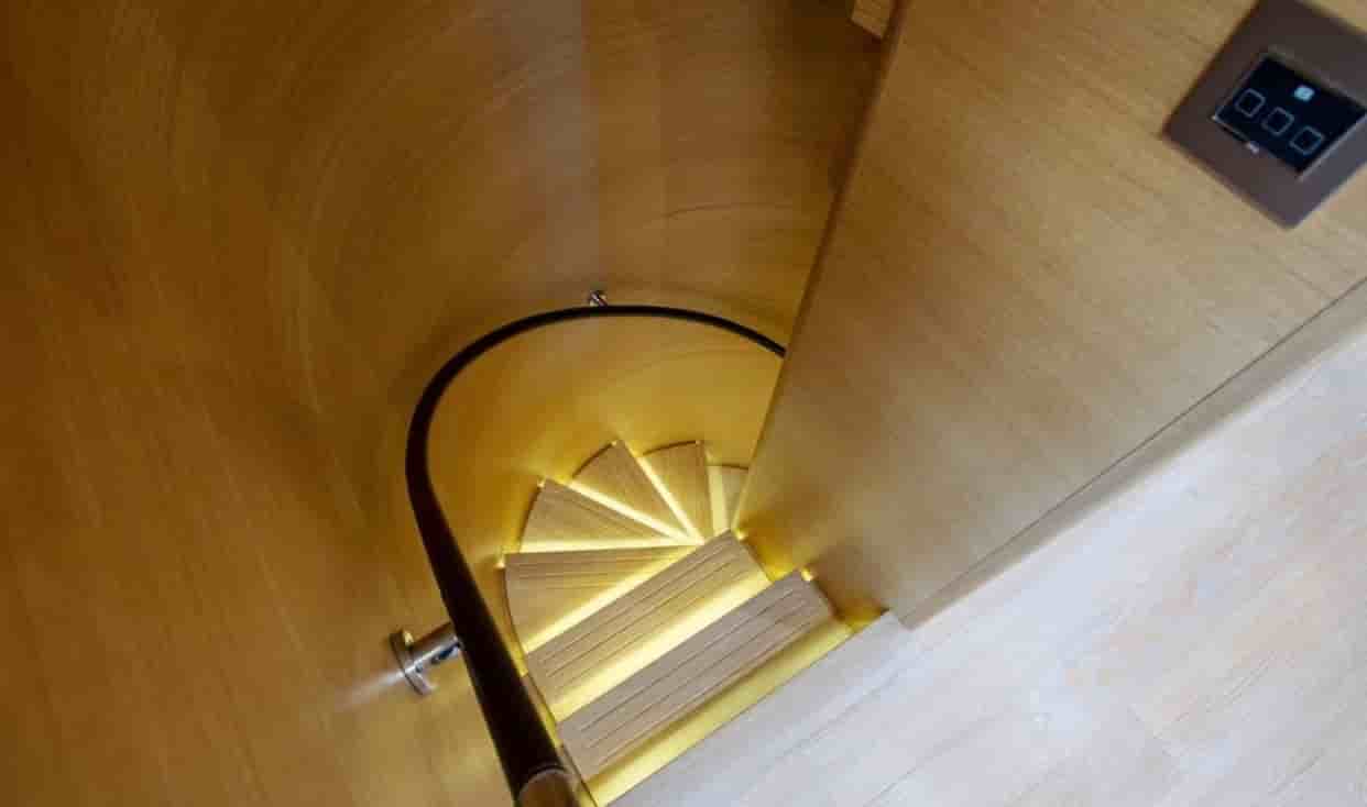 Custom Line Navetta 28 - View 8