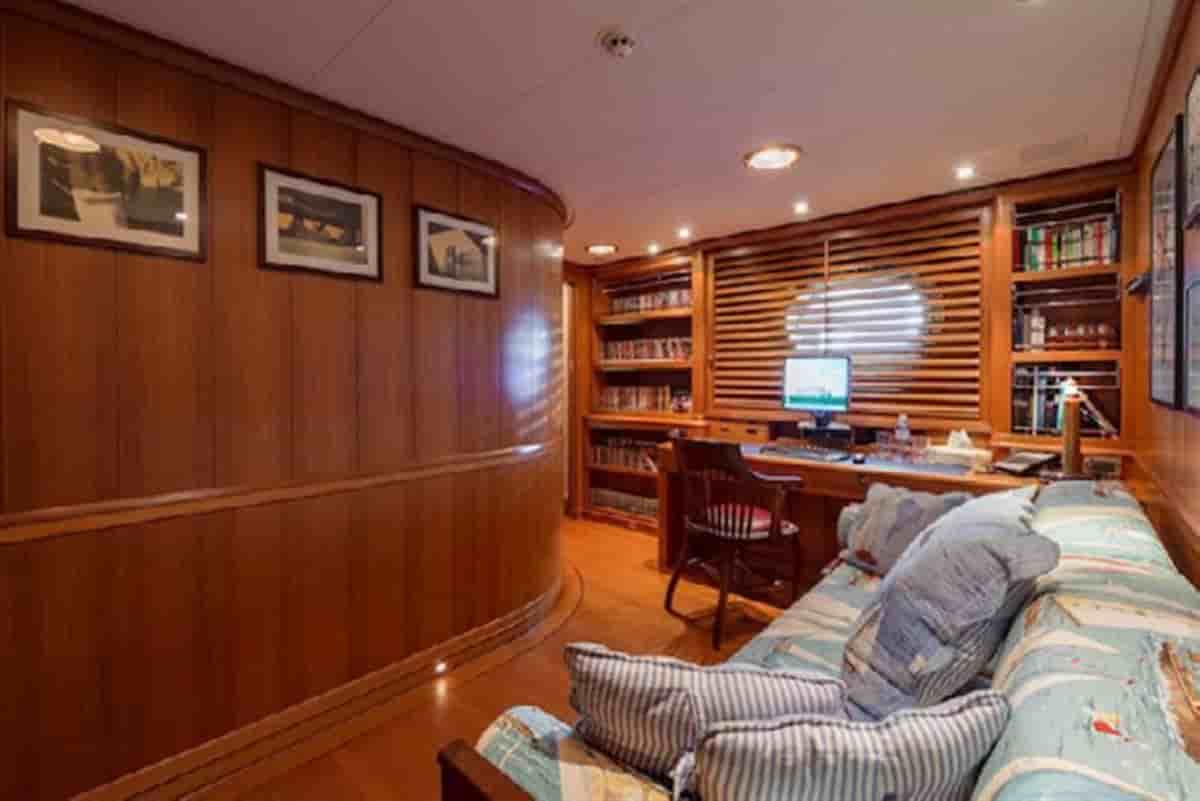 Perini Navi 45M Sloop - View 36