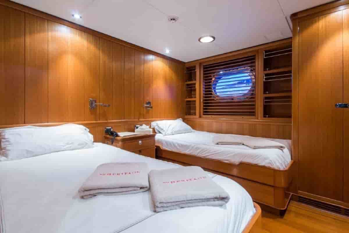 Perini Navi 45M Sloop - View 38