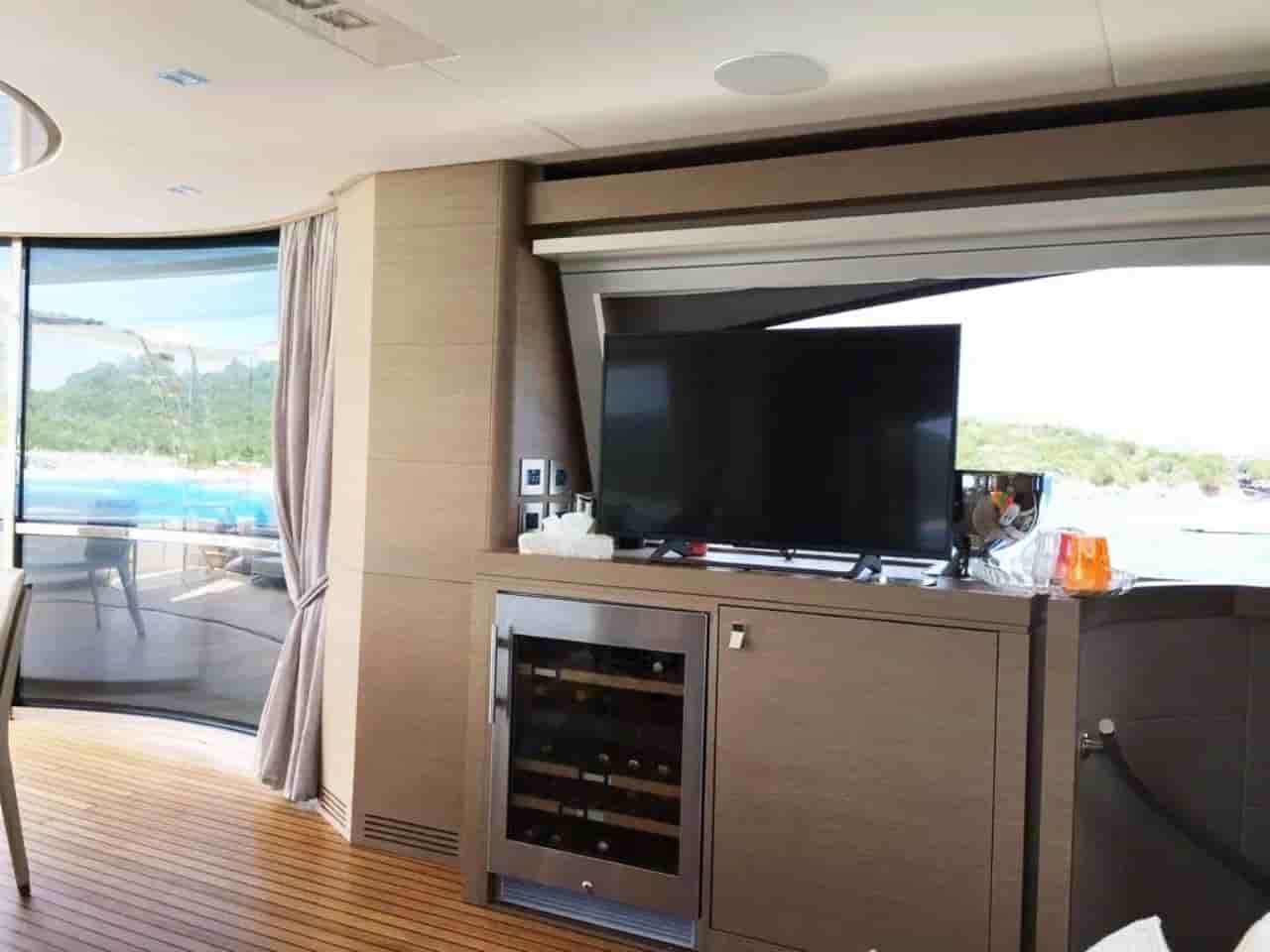 Custom Line Navetta 28 - View 24