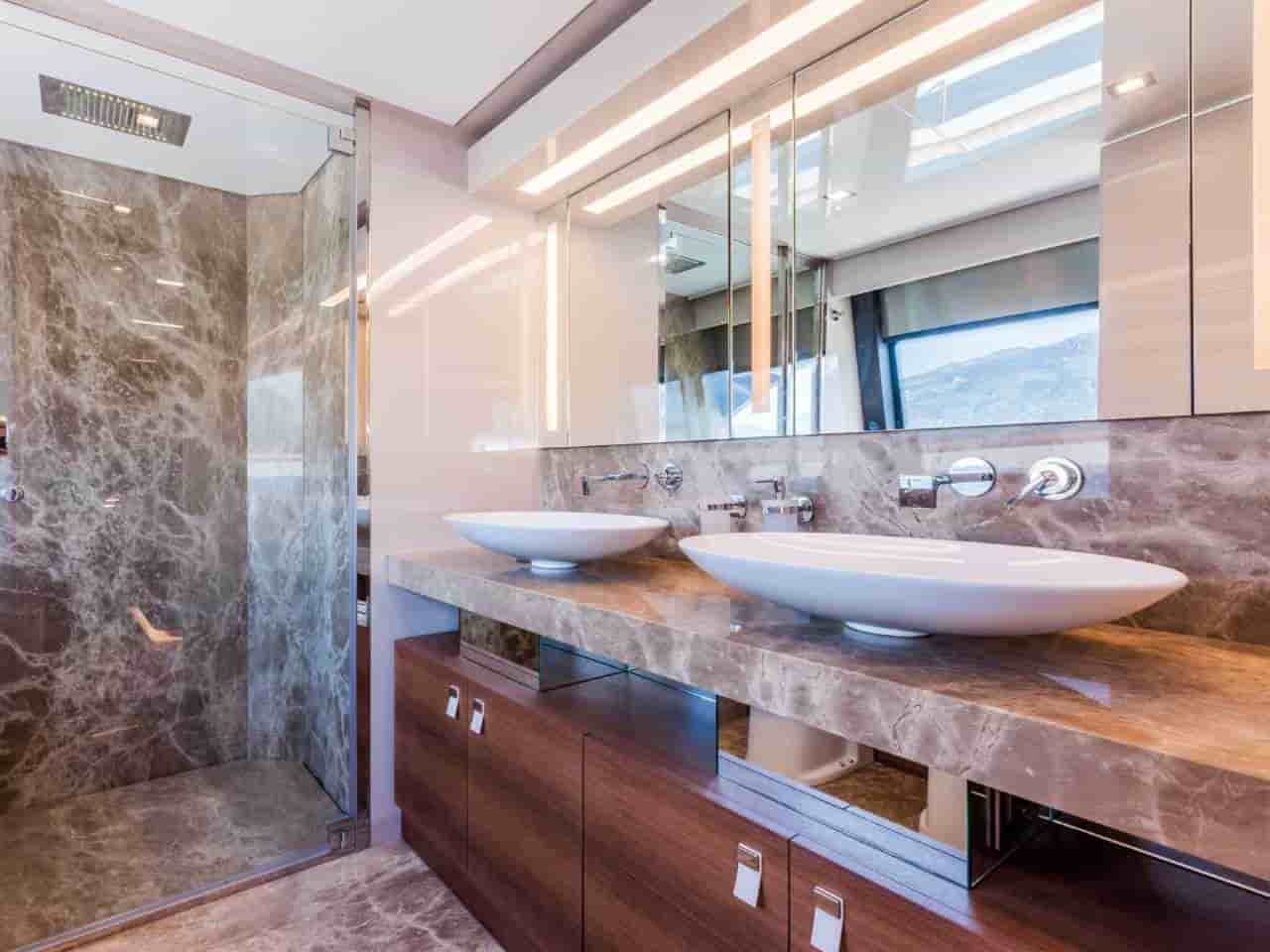 Custom Line Navetta 28 - View 34