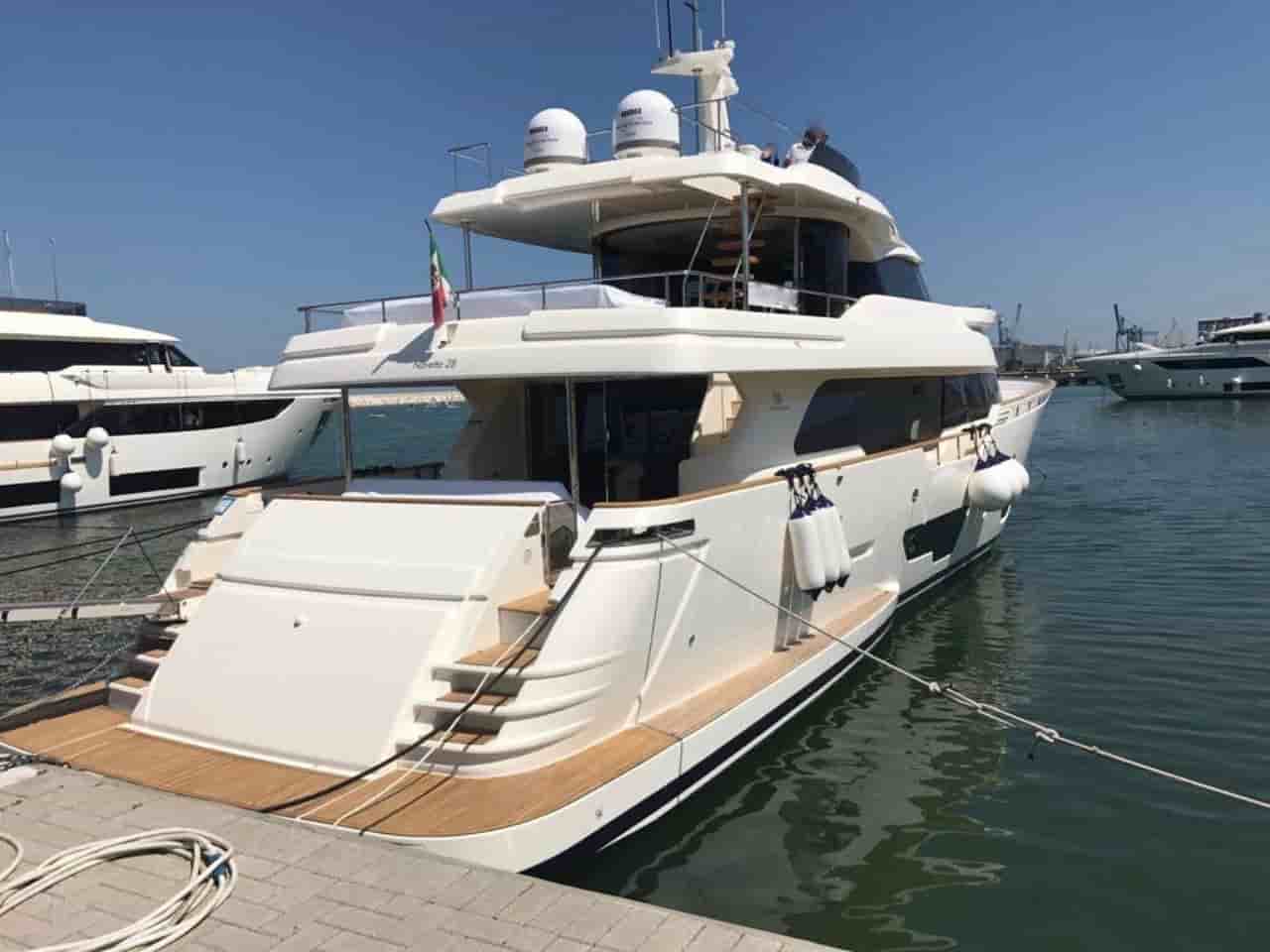 Custom Line Navetta 28 - View 6
