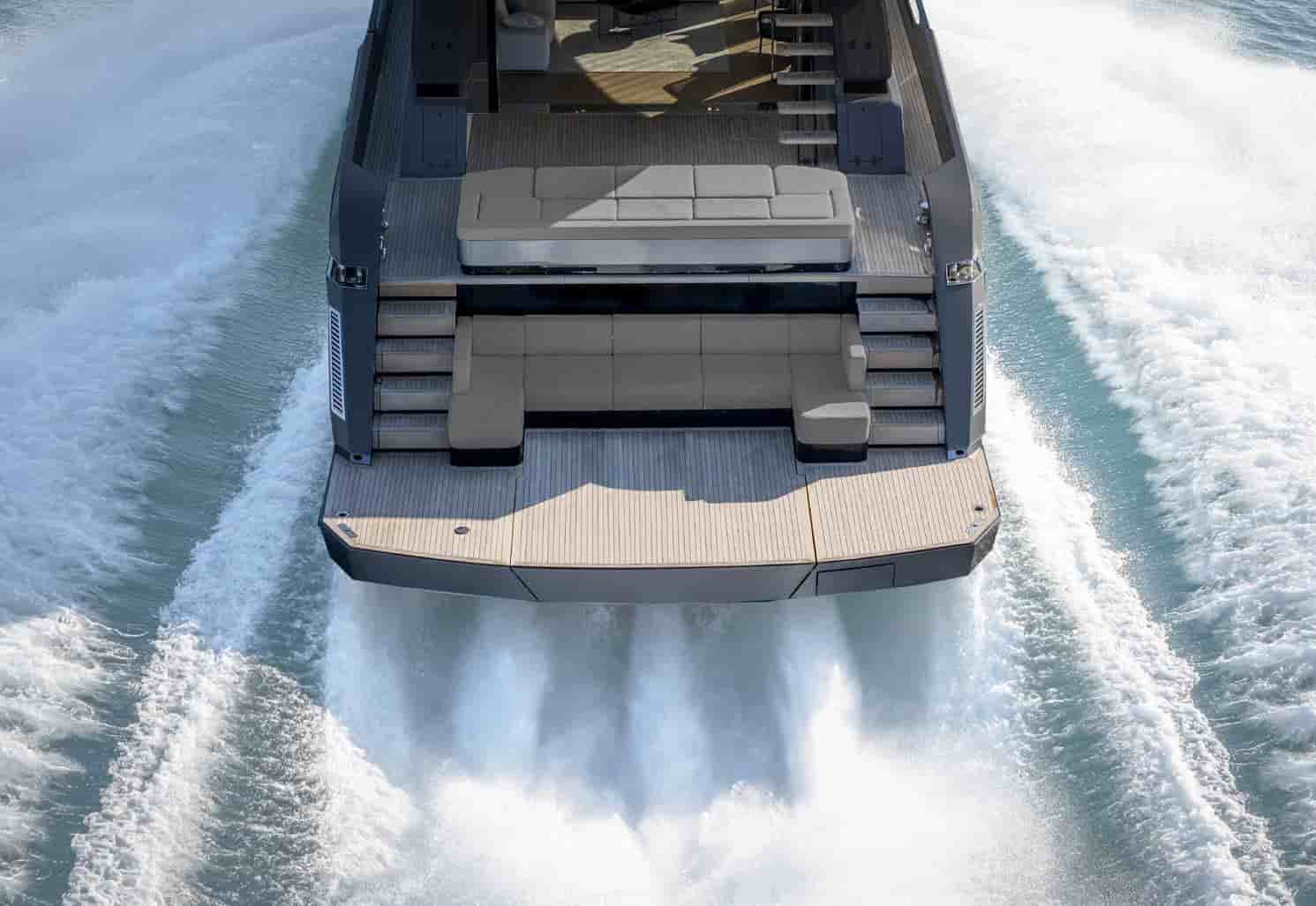 AB Yachts 100 - View 6
