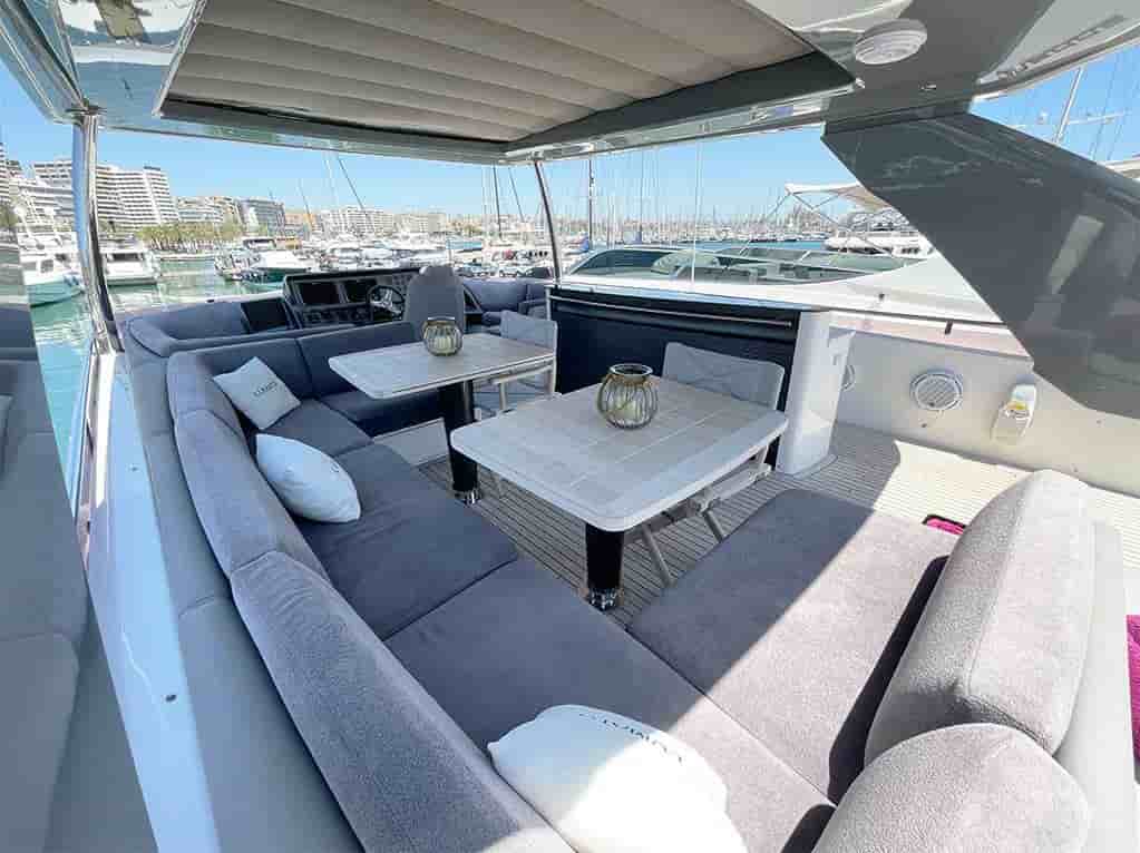 Princess 82 Motor Yacht - View 28