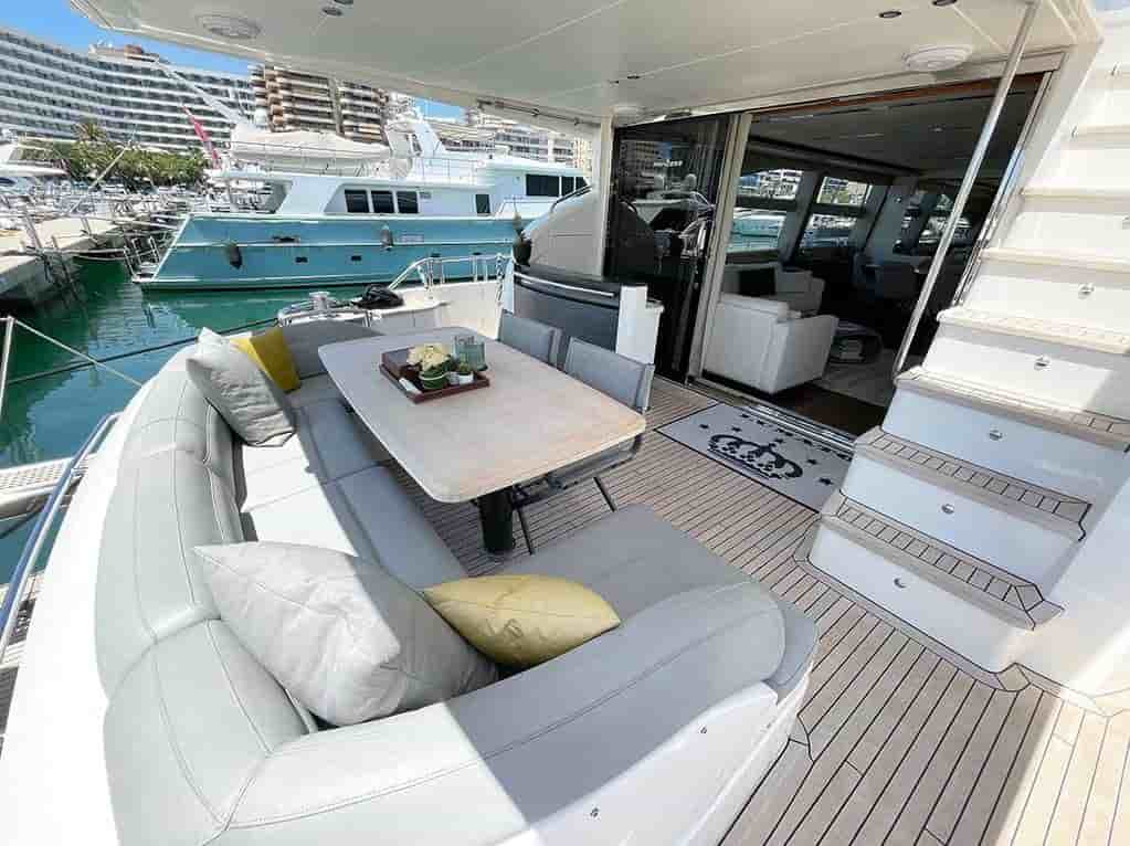Princess 82 Motor Yacht - View 32