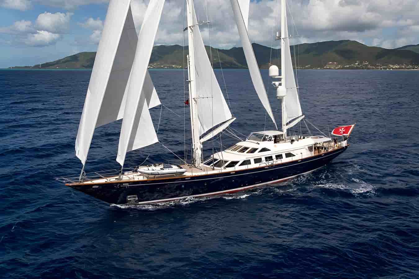 Perini Navi 40M - View 1