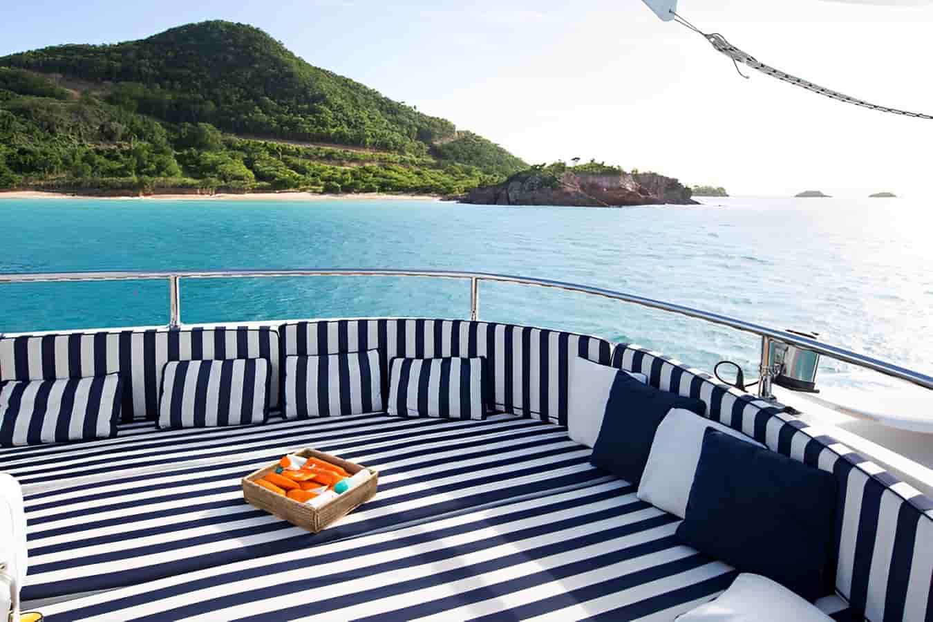 Perini Navi 40M - View 20