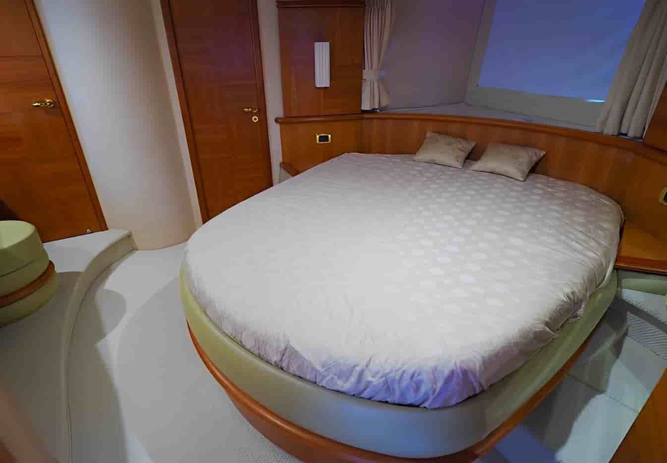 Azimut 62E - View 17