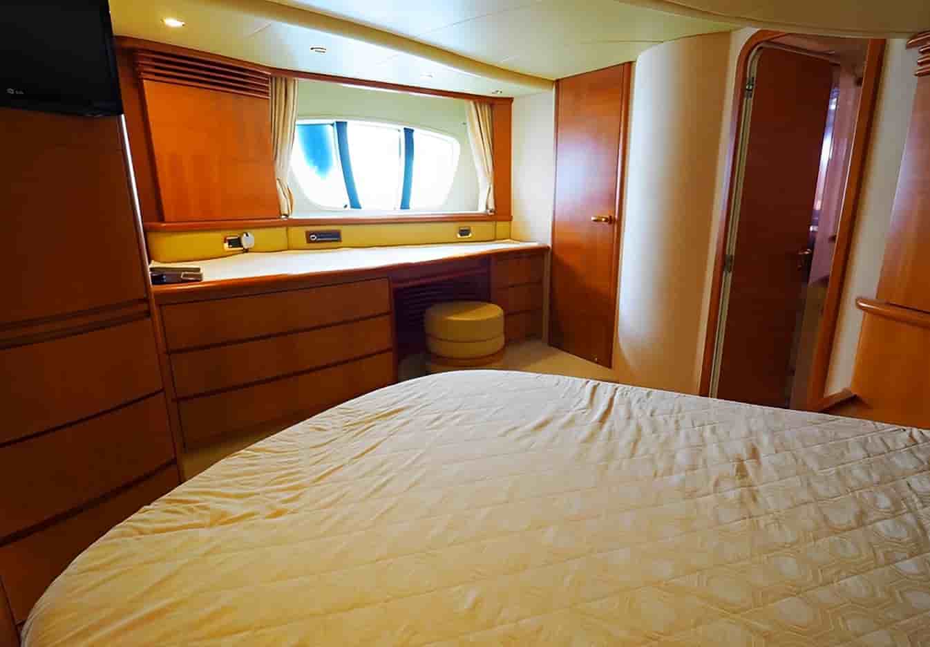 Azimut 62E - View 19