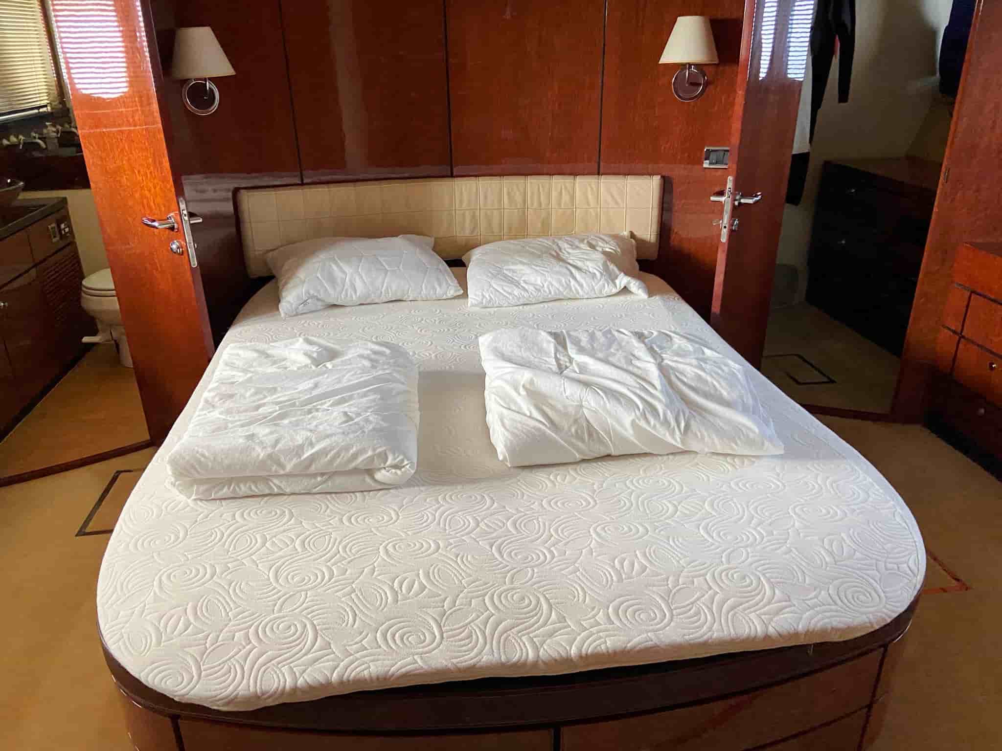 Fairline Squadron 74 - View 30