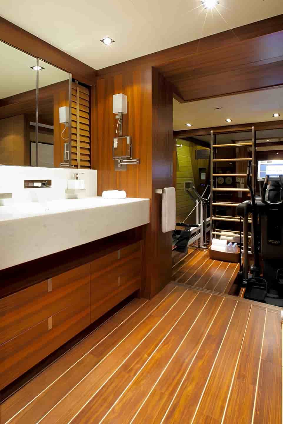 Perini Navi 40M Sloop - View 36