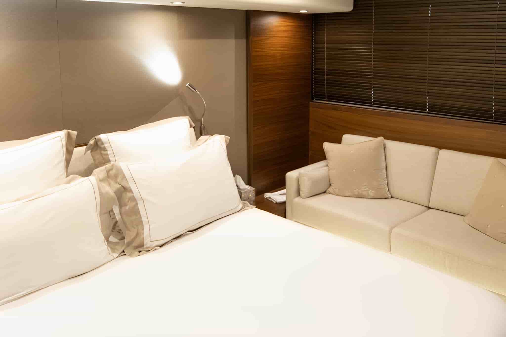 Princess 52 Fly - View 22