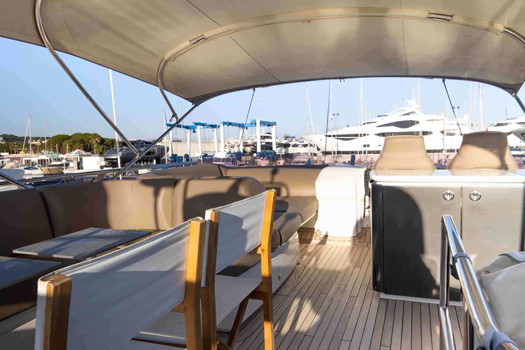 Princess 52 Fly - View 7