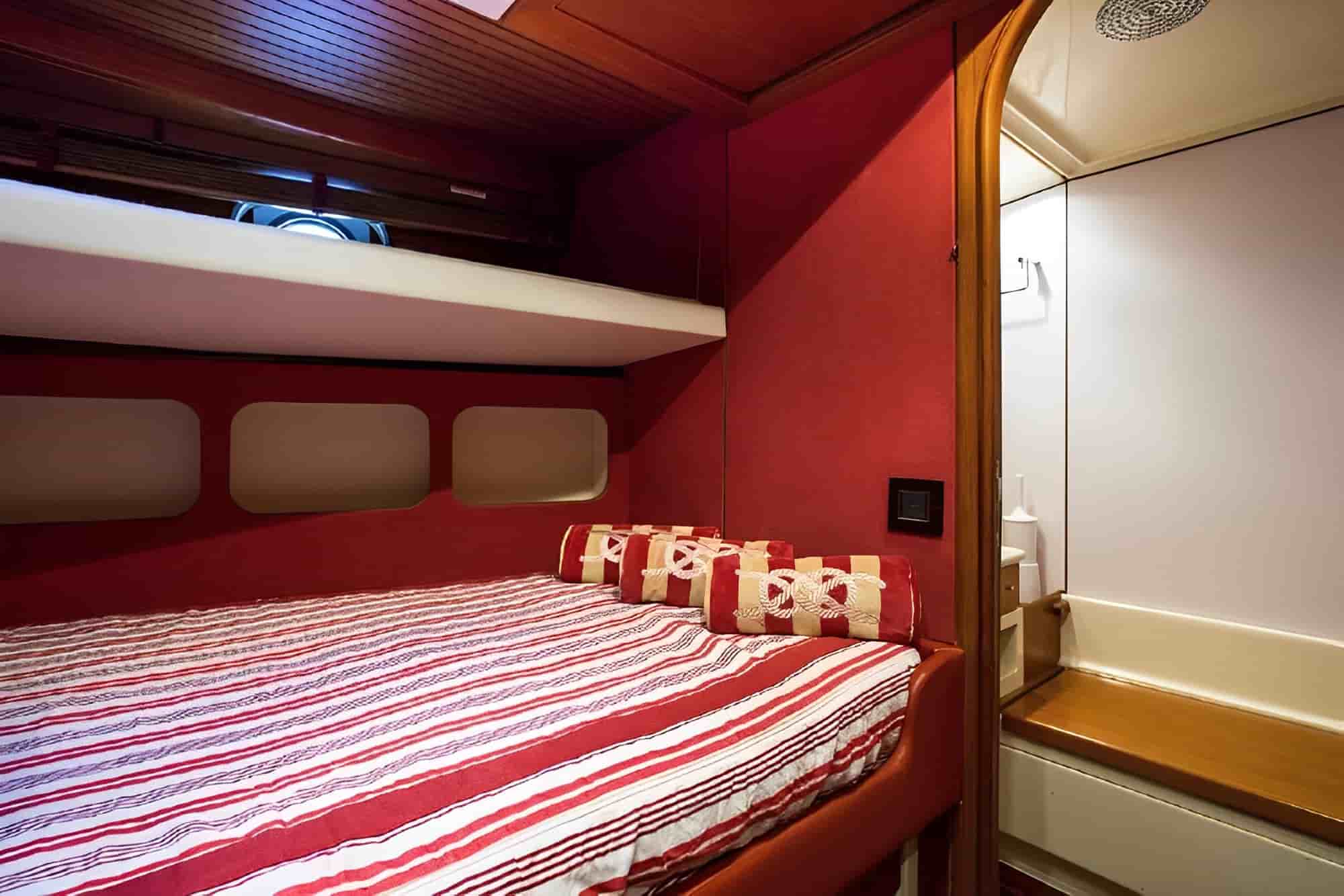 Perini Navi 25M S/Y - View 17