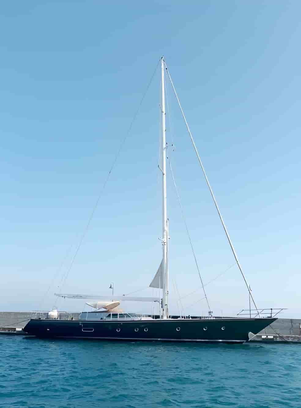 Perini Navi 25M S/Y - View 5