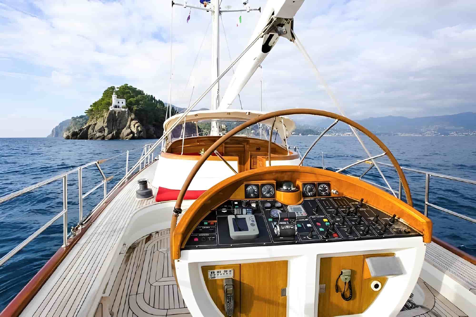 Perini Navi 25M S/Y - View 8