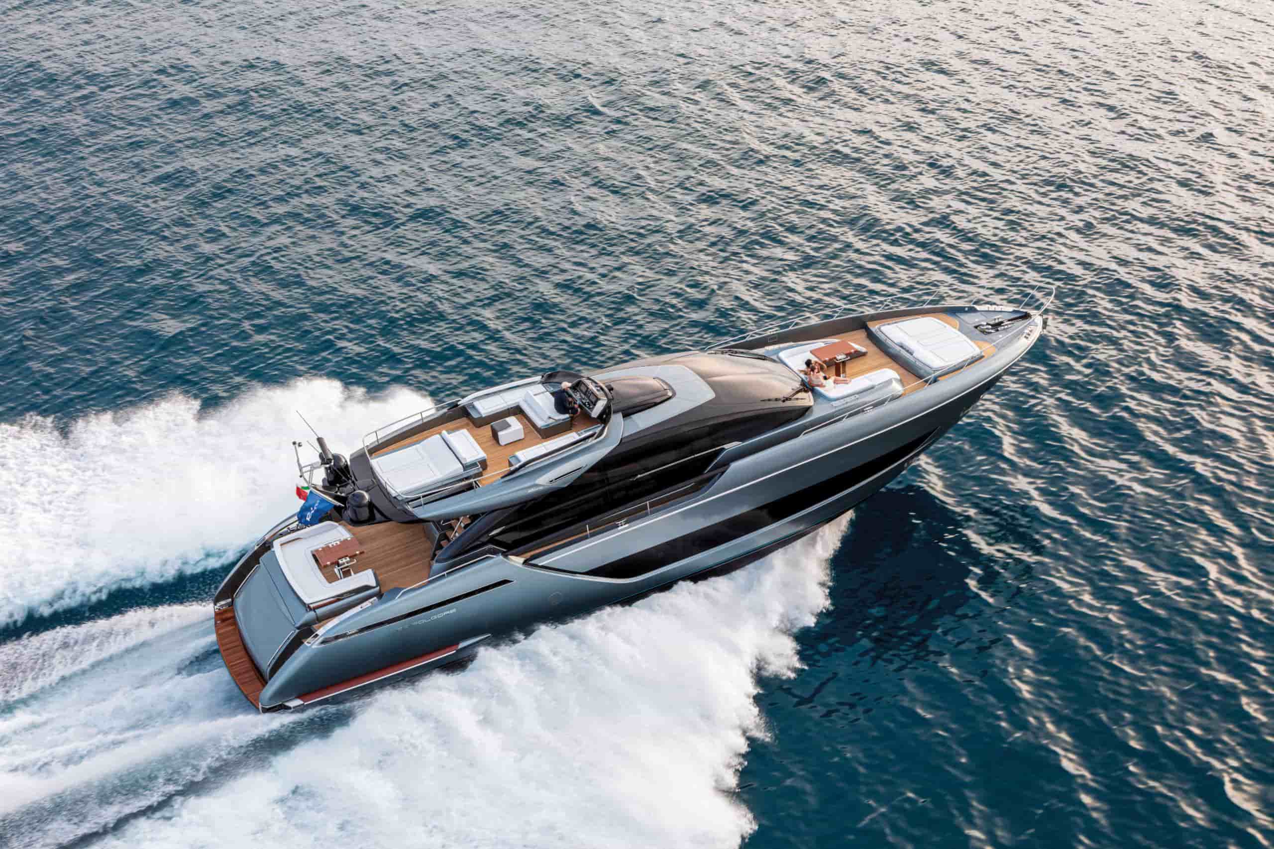 Riva 88 Folgore - View 5