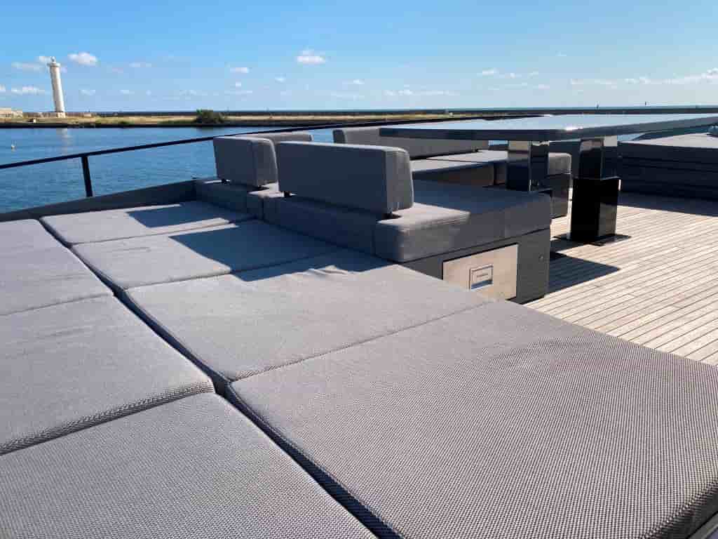 AB Yachts 100 - View 14