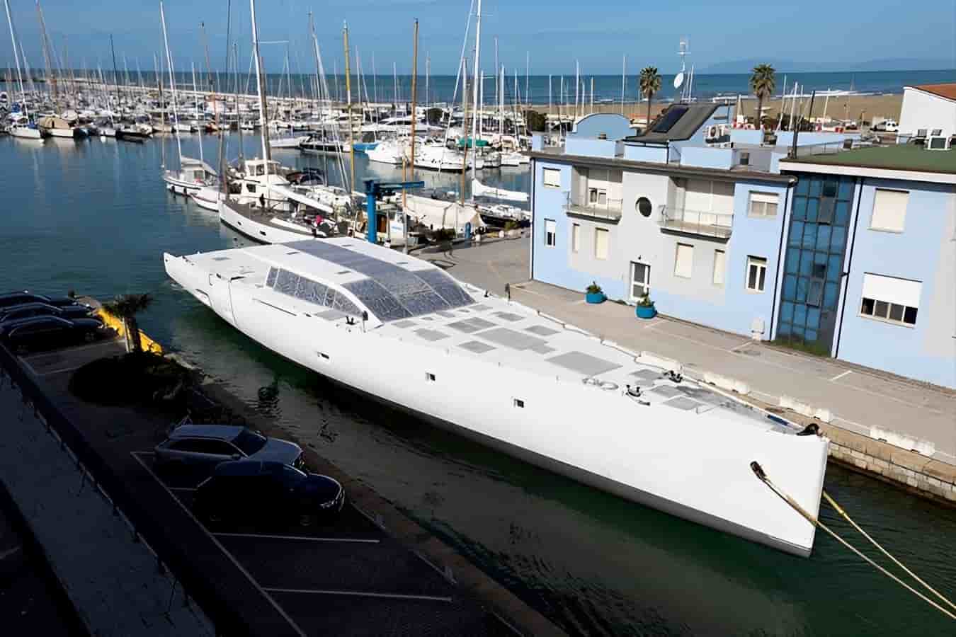 Perini Navi 42m SY - View 23