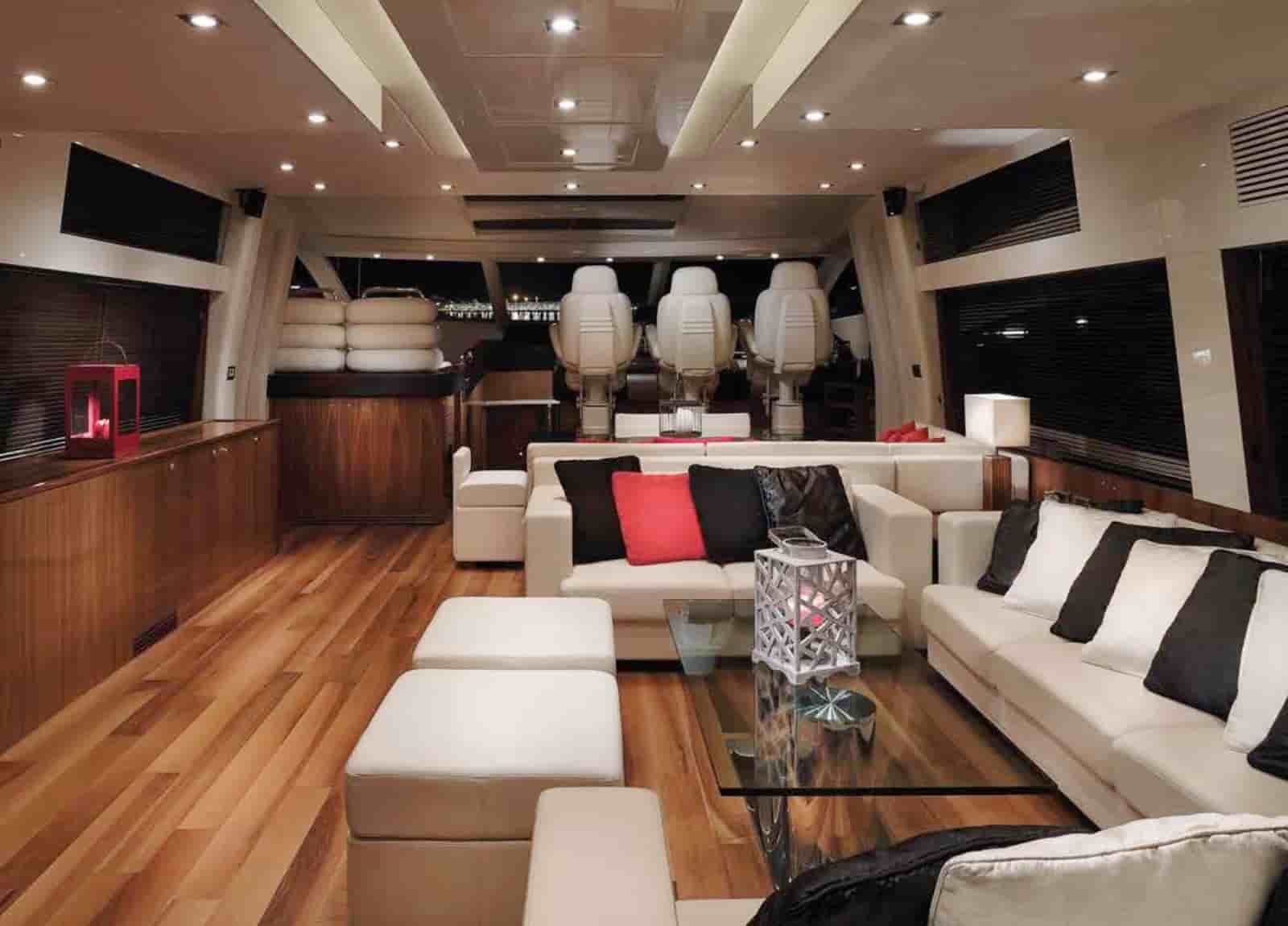 Sunseeker Predator 84 - View 18